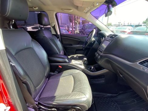 Used 2015 Dodge Journey Crossroad w/ Flexible Seating Group FWD image 13