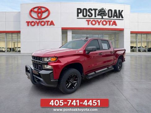 Used 2020 Chevrolet Silverado 1500 Custom Trail Boss w/ Custom Convenience Package AWD/4WD image 3