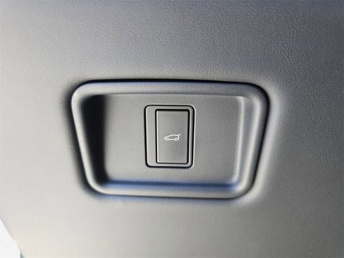 Certified 2024 Land Rover Range Rover Sport Dynamic SE image 27