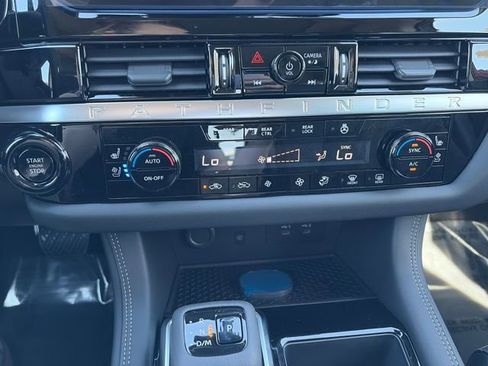 New 2026 Nissan Pathfinder Platinum AWD/4WD image 17