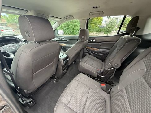 Used 2018 GMC Acadia SLE FWD image 28