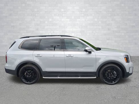 Used 2025 Kia Telluride SX Prestige X-Line AWD/4WD image 3