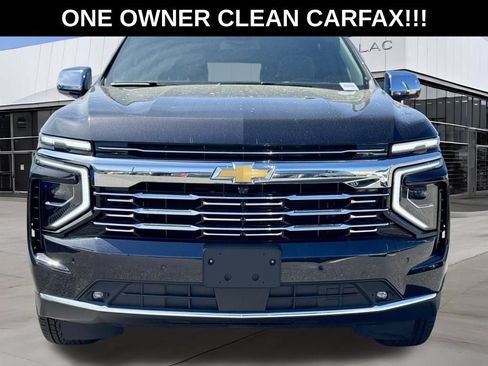 Used 2025 Chevrolet Suburban Premier AWD/4WD image 4