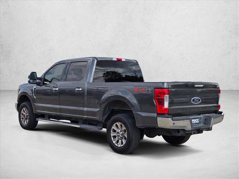 Used 2019 Ford F250 XLT w/ XLT Premium Package image 7