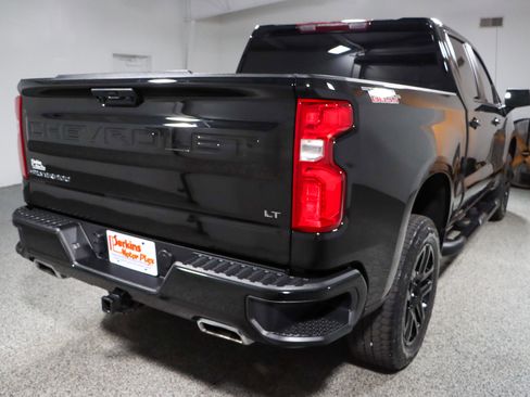 Used 2023 Chevrolet Silverado 1500 LT Trail Boss w/ Protection Package image 7