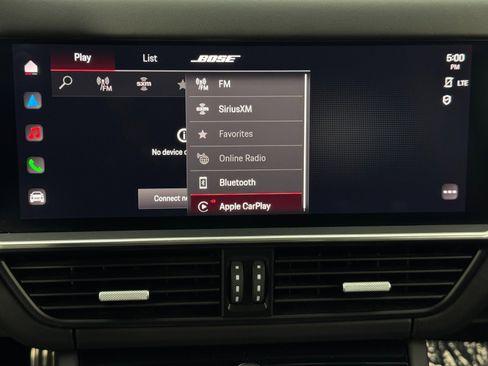 Used 2022 Porsche Cayenne GTS image 32