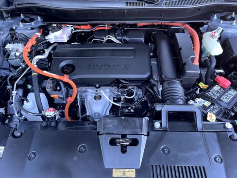 Used 2025 Honda CR-V Sport-L image 8