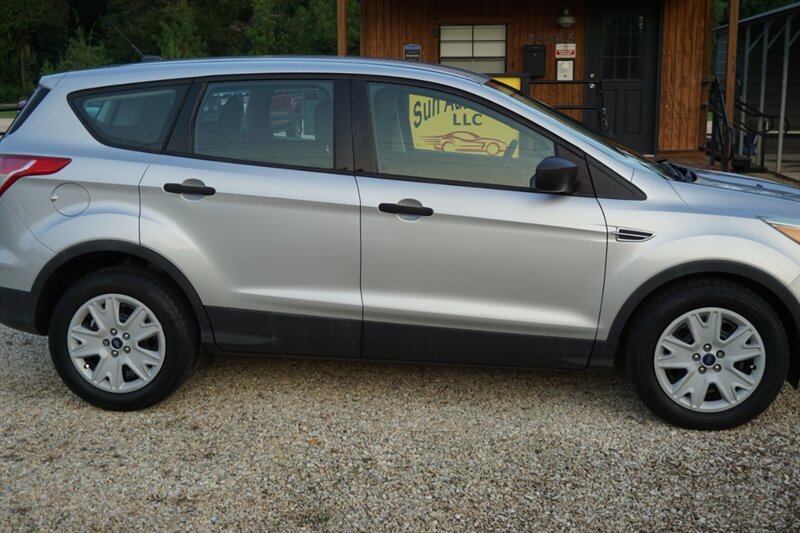 Used 2014 Ford Escape S FWD image 2