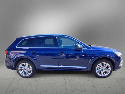 Used 2023 Audi Q7 3.0T Premium Plus w/ Premium Plus Package AWD/4WD image 9