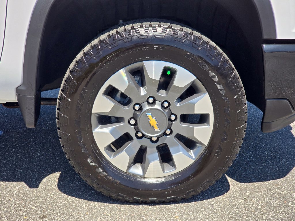 New 2026 Chevrolet Silverado 2500 Custom w/ Custom Value Package AWD/4WD image 14