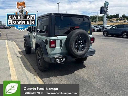 Used 2023 Jeep Wrangler Sport AWD/4WD image 9