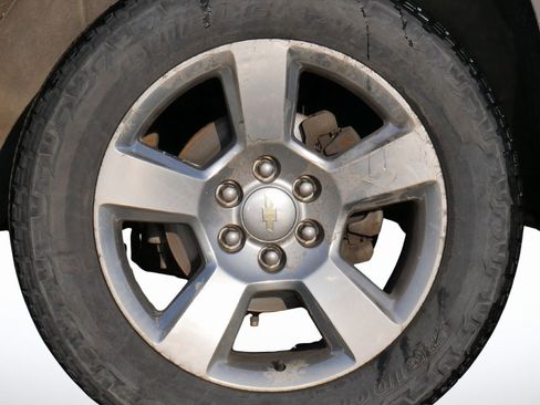 Used 2016 Chevrolet Tahoe LT image 9