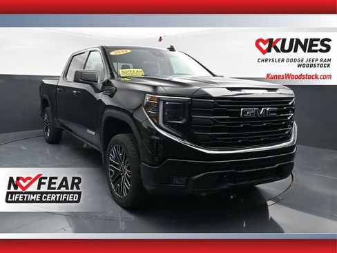 Used 2022 GMC Sierra 1500 Elevation AWD/4WD image 1
