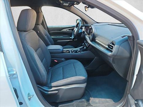 Used 2024 Chevrolet Traverse LT AWD/4WD image 22