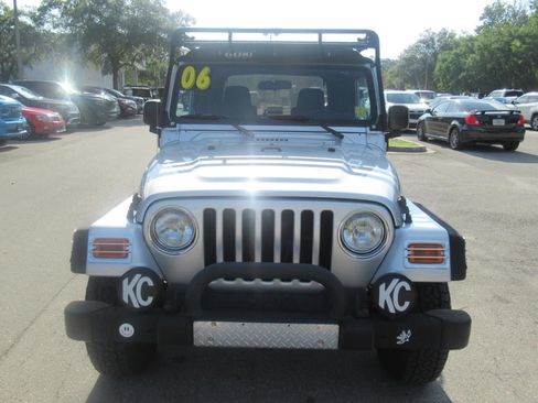 Used 2006 Jeep Wrangler Sport w/ 30" Tire & Wheel Group AWD/4WD image 3