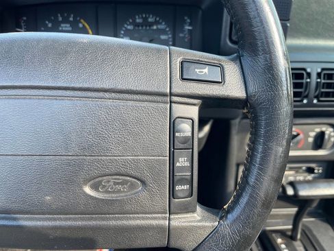 Used 1992 Ford Mustang LX image 34