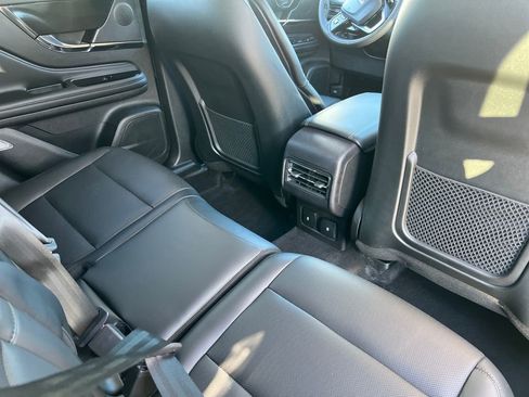 Used 2023 Lincoln Corsair AWD w/ Equipment Group 101A image 22