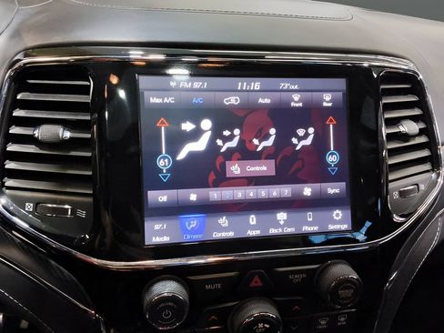 Used 2021 Jeep Grand Cherokee SRT AWD/4WD image 19