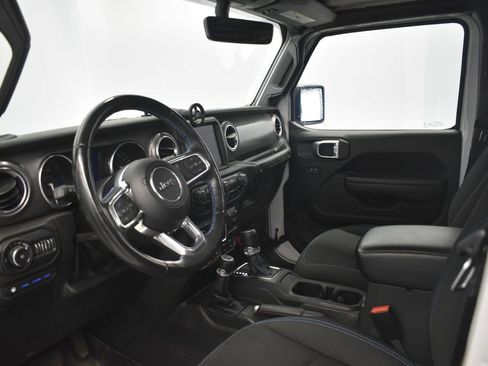 Used 2022 Jeep Wrangler Unlimited Rubicon 4xe w/ Cold Weather Group image 19