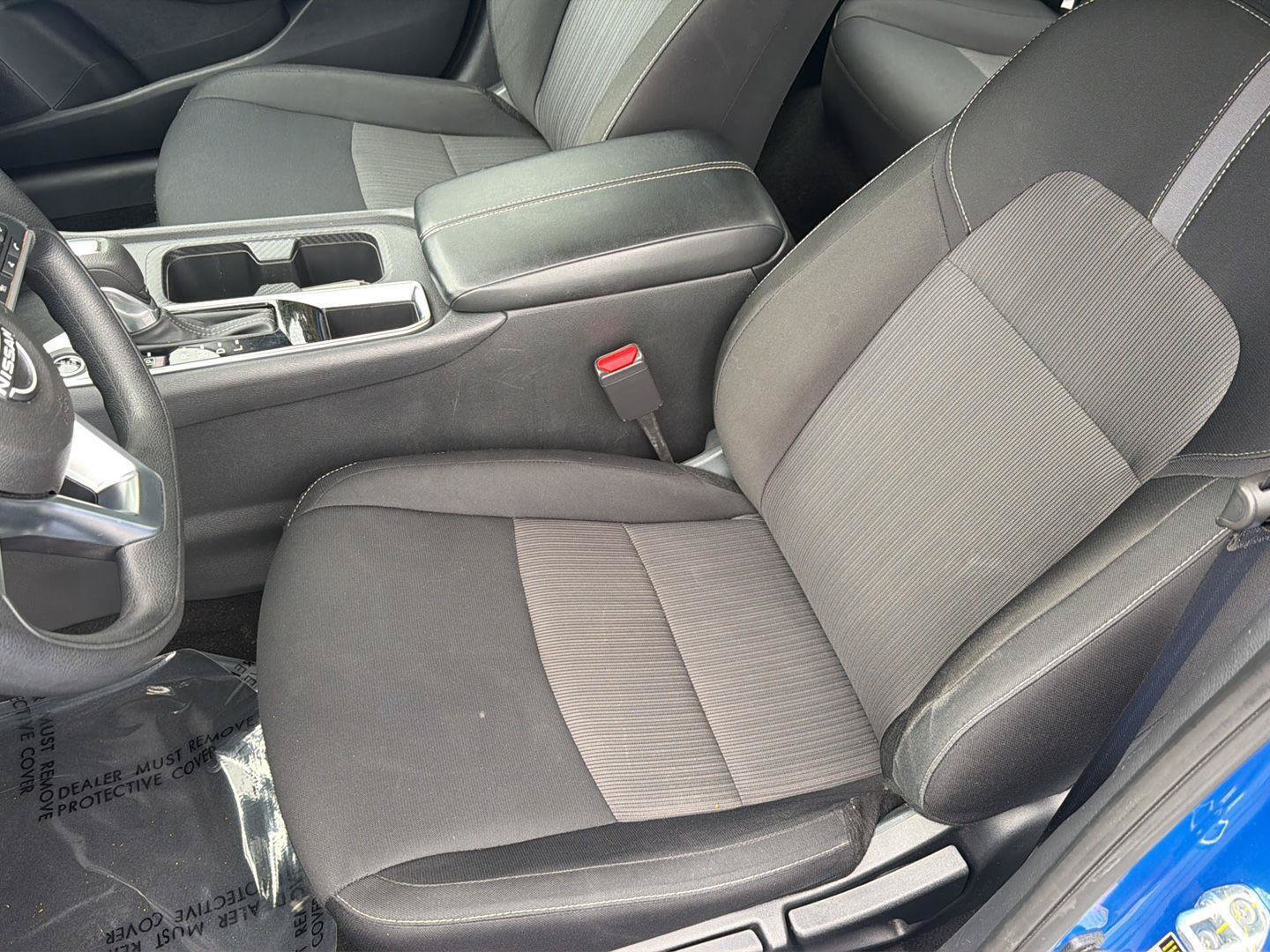 Used 2025 Nissan Sentra SV FWD image 29