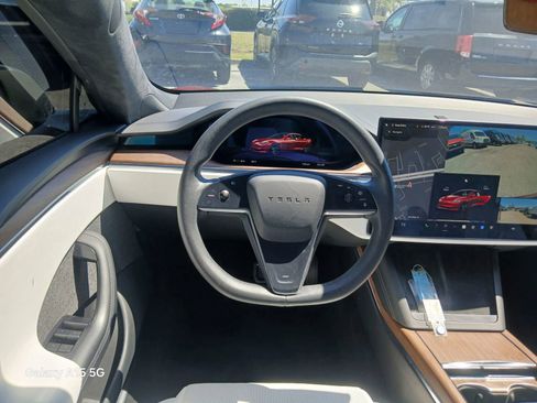 Used 2023 Tesla Model S Standard Range AWD/4WD image 24