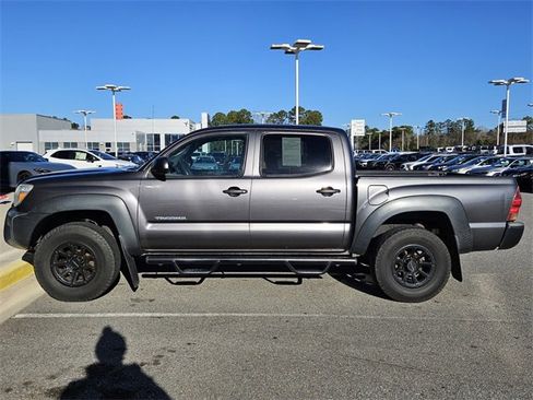Used 2014 Toyota Tacoma PreRunner image 4