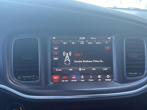 Used 2019 Dodge Charger GT image 18