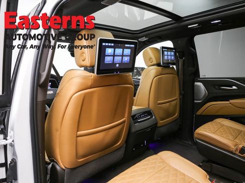 Used 2022 Cadillac Escalade ESV Sport w/ Touring Package image 26