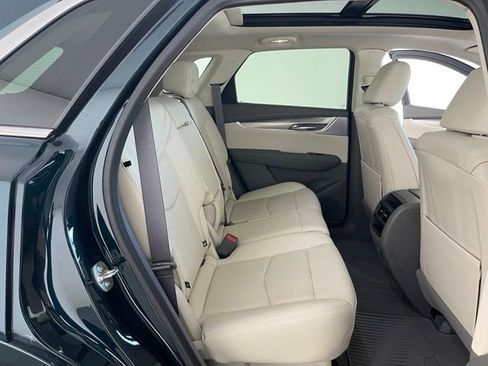 Used 2025 Cadillac XT5 Premium Luxury AWD/4WD image 48