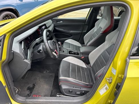 Used 2022 Volkswagen GTI Autobahn FWD image 11