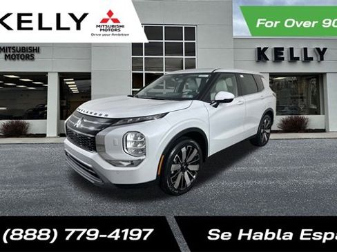 New 2026 Mitsubishi Outlander SE image 1