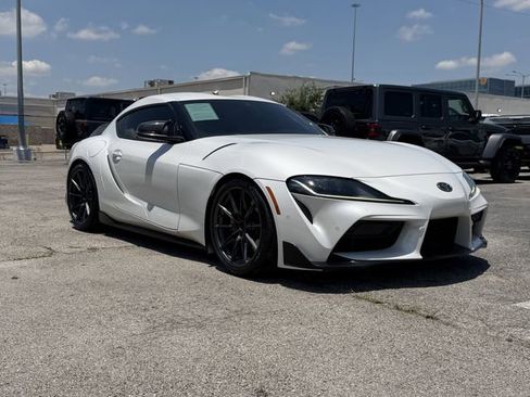 Used 2021 Toyota Supra Premium w/ Driver Assist Package RWD image 2