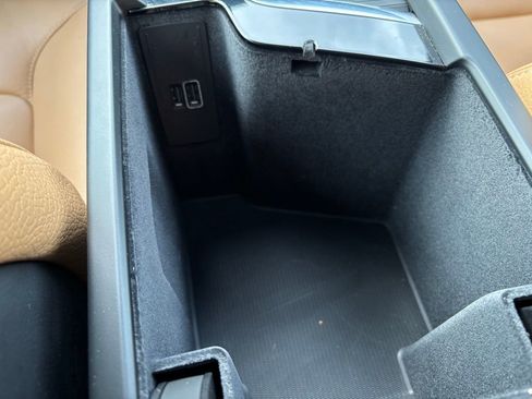 Used 2020 Volvo XC60 T5 Momentum image 10