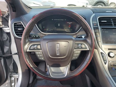 Used 2019 Lincoln Nautilus Black Label image 26