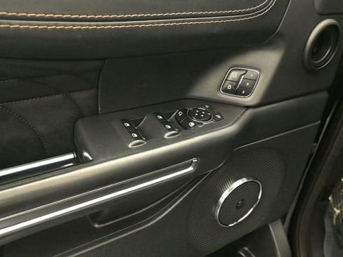 Certified 2023 Ford Expedition Platinum AWD/4WD image 14