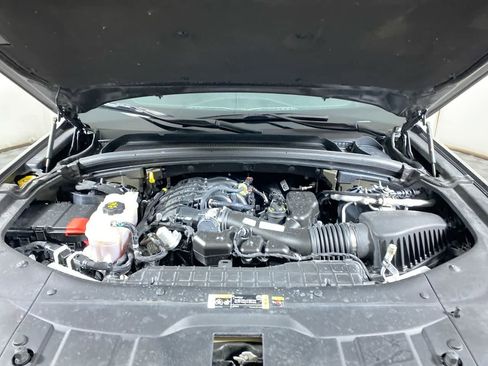 Used 2024 Jeep Grand Cherokee Limited image 18