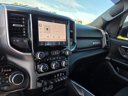 Used 2025 RAM 1500 Big Horn AWD/4WD image 30