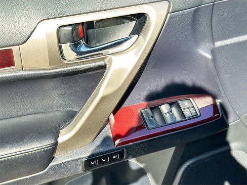 Used 2018 Lexus GX 460 image 19
