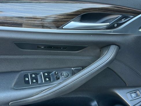 Used 2018 BMW 530i w/ Premium Package RWD image 26
