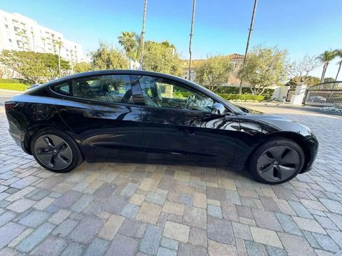 Used 2023 Tesla Model 3 Standard Range RWD image 6