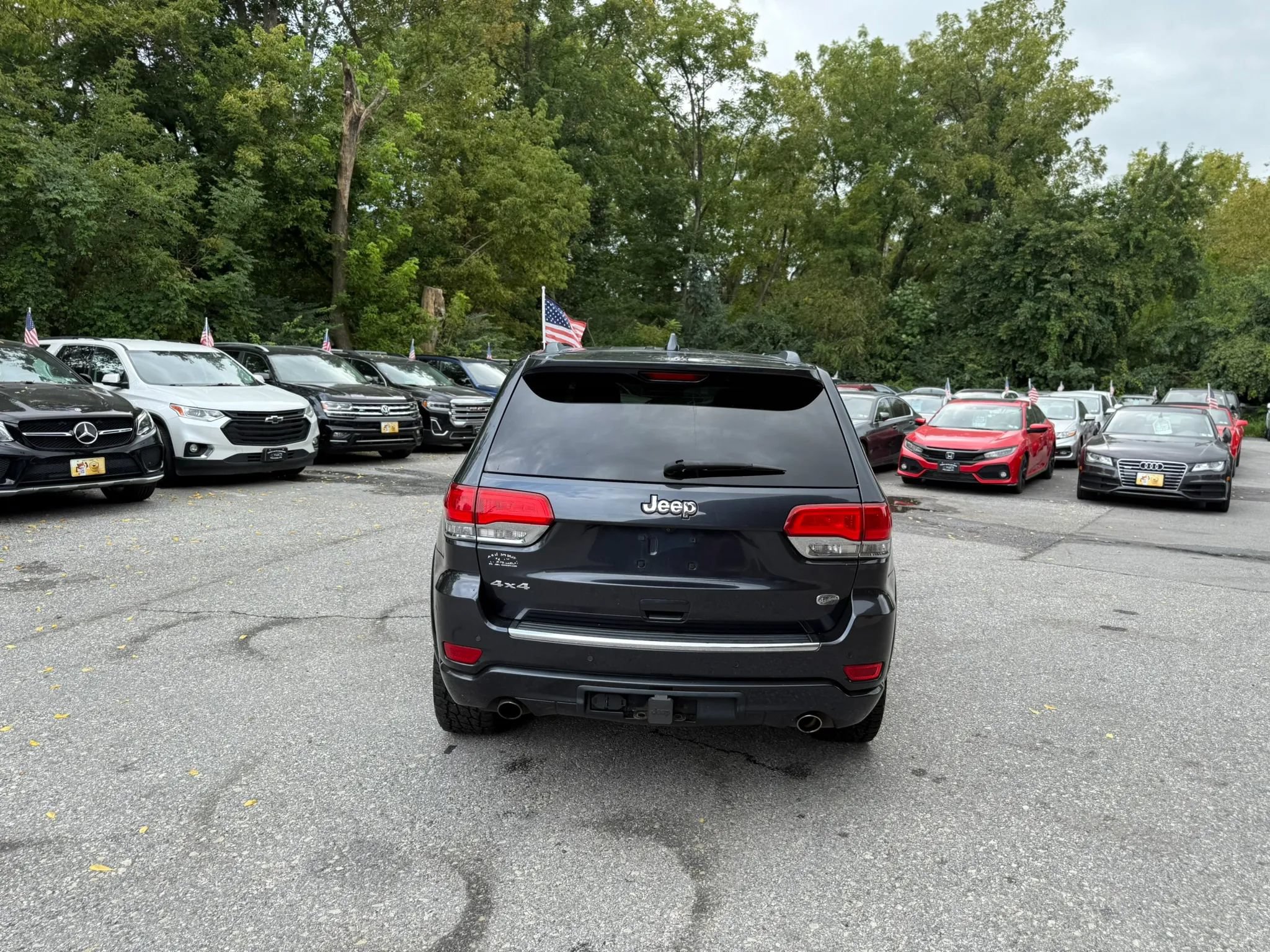Used 2014 Jeep Grand Cherokee Overland AWD/4WD image 3