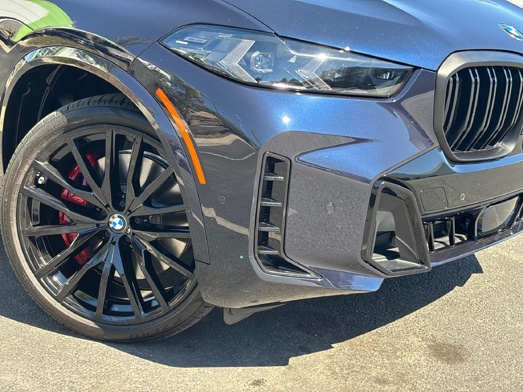 Used 2024 BMW X5 M60i AWD/4WD image 6