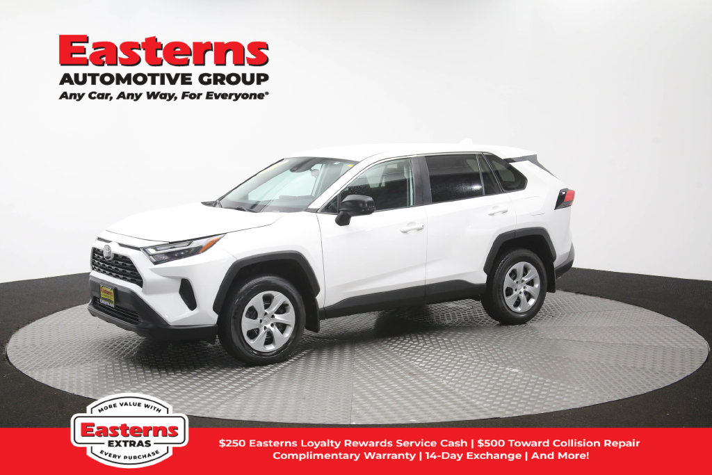 Used 2023 Toyota RAV4 LE AWD/4WD image 57
