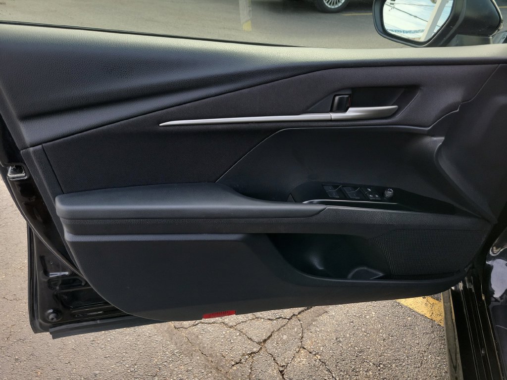 Used 2025 Toyota Camry LE FWD image 22