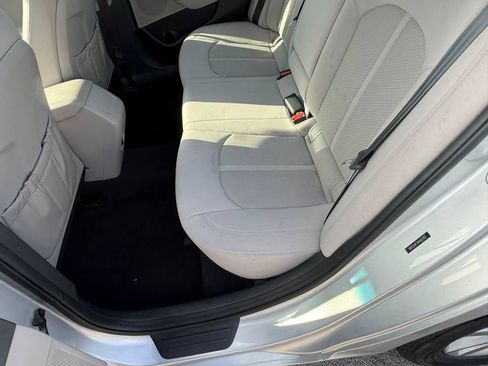 Used 2017 Hyundai Sonata SE FWD image 36