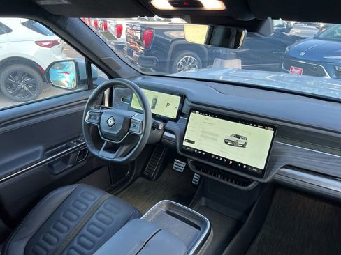 Used 2023 Rivian R1S Launch Edition image 28