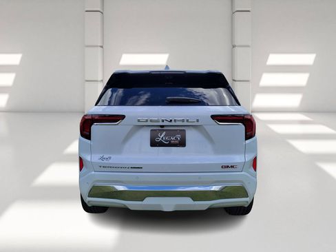 New 2026 GMC Terrain Denali image 5