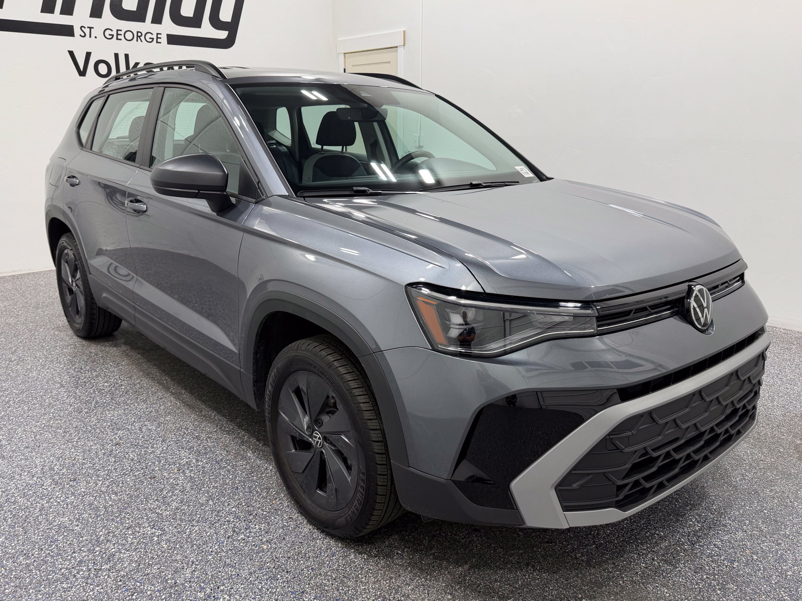 Used 2026 Volkswagen Taos S FWD image 9