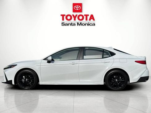 New 2026 Toyota Camry SE w/ Convenience Package FWD image 8
