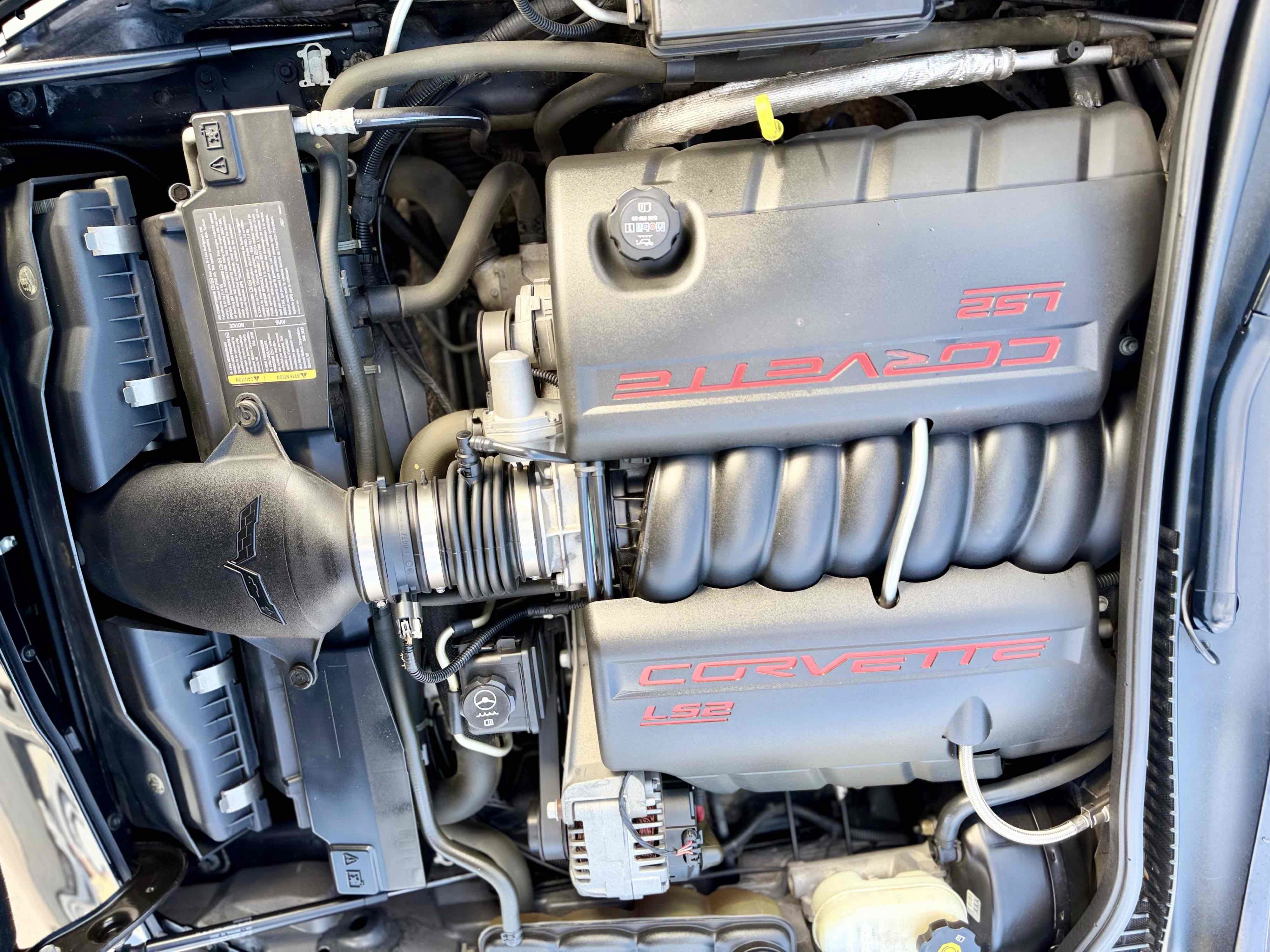 Used 2005 Chevrolet Corvette Coupe w/ Preferred Equipment Group RWD image 17
